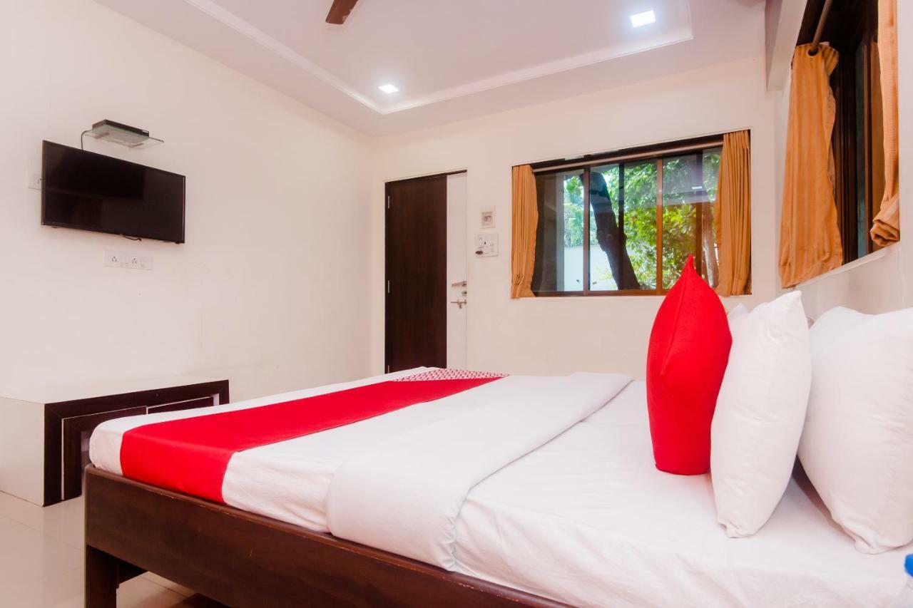 OYO 12693 Manori Resort Esterno foto